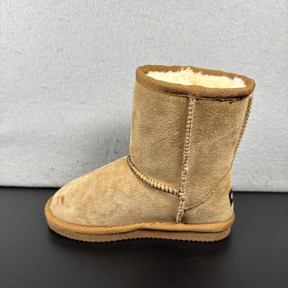 Lamo Girls Classic Ankle Snow Boots Size 12Y Faux Fur Light Brown Tan Winter
